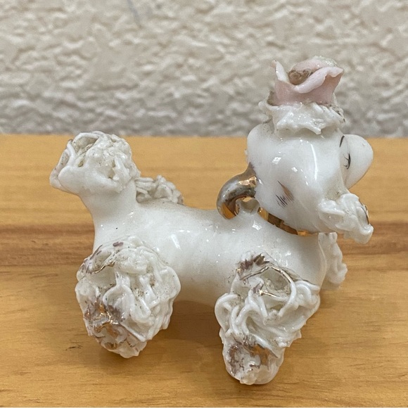 Vintage Porcelain Spaghetti Poodle Mini Figurine - Picture 5 of 10
